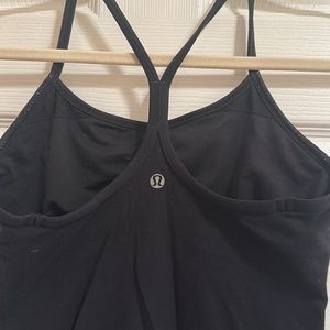 Lululemon workout top